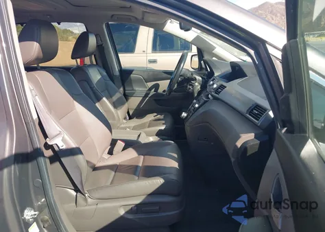 2013 Honda Odyssey Touring/Touring Elite from USA, damaged, VIN 5FNRL5H92DB013273